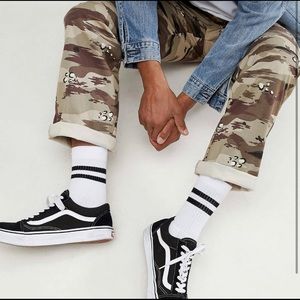 Vans Authentic Pro camp chinos in beige